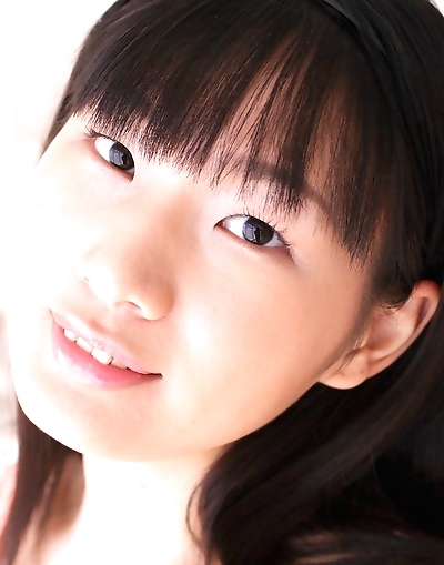 Les jeunes Asiatique Rikako Nakajima