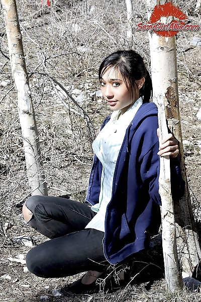 Skinny asian teen girl outdoors - part 2825